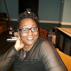 Meet your Posher, Lawanda